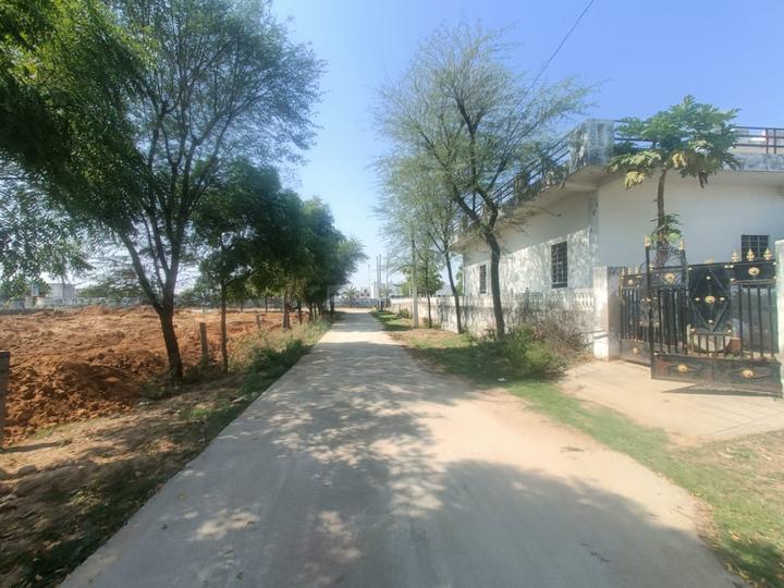 150 Sq Yard plot Main Image 1