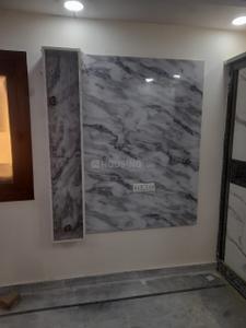 Bedroom Image of 900 Sq.ft 2 BHK Builder Floor for rent in Preet Vihar New Delhi for Rs. 25000