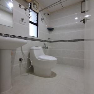 Bathroom Image of 1608 Sq.ft 3 BHK Apartment / Flat for rent in Aratt Felicita, Akshayanagar Bengaluru for Rs. 40000