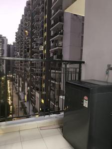 Kitchen Image of 1050 Sq.ft 2 BHK Apartment / Flat for rent in Gulshan Bellina, Noida Extension Greater Noida for Rs. 32000