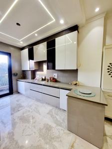 Kitchen Image of 1500 Sq.ft 3 BHK Builder Floor for sale in Mukherjee Nagar New Delhi for Rs. 25000000