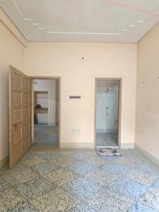 Bedroom Image of 1300 Sq.ft 3 BHK Independent House for rent in Keshtopur Kolkata for Rs. 15000