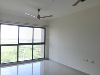 Living Room Image of 900 Sq.ft 2 BHK Apartment / Flat for rent in Lodha Splendora Riverview, Kasarvadavali Thane for Rs. 27009
