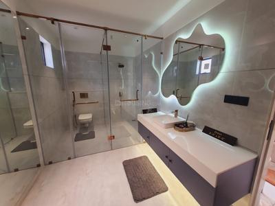 Image of 2700 Sq.ft 4 BHK Apartment / Flat for sale in New Alkapuri, Vadodara for Rs. 18500000
