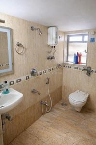 Bathroom Image of 1285 Sq.ft 3 BHK Apartment / Flat for sale in Goregaon West View, Goregaon West Mumbai for Rs. 32100000
