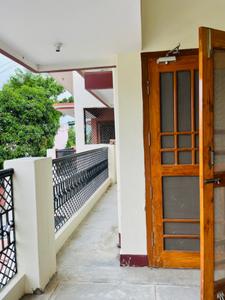 Balcony Image of 1600 Sq.ft 3 BHK Builder Floor for rent in Rajendra Nagar Gorakhpur for Rs. 11000