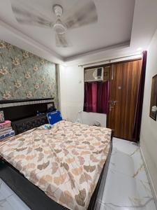 Bedroom Image of 580 Sq.ft 2 BHK Builder Floor for sale in Govindpuri New Delhi for Rs. 4600000