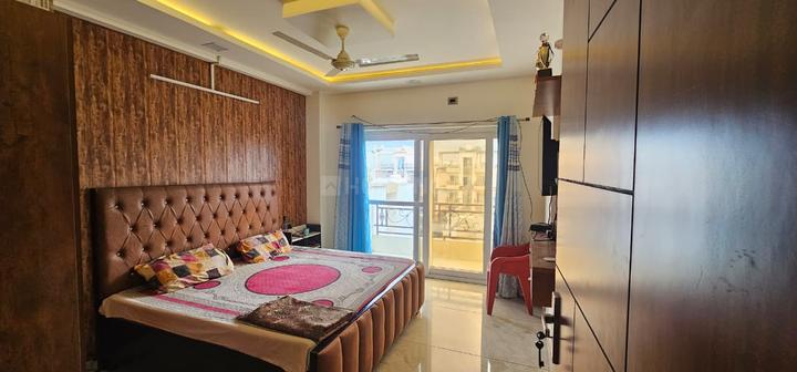 Canal Road Bedroom 1