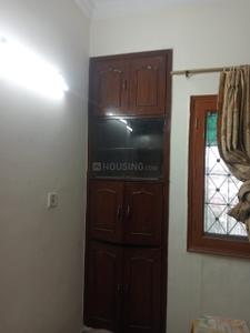 Bedroom Image of 1000 Sq.ft 2 BHK Apartment / Flat for rent in Satyam Apartment, Vasundhara Enclave New Delhi for Rs. 25000