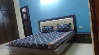 Bedroom Image of 6200 Sq.ft 4 BHK Builder Floor for rent in Sector 46 Noida for Rs. 70000