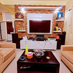 Hall Image of 1250 Sq.ft 3 BHK Apartment / Flat for sale in Santoshpur Kolkata for Rs. 9500000