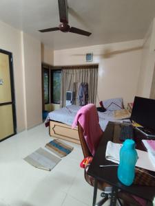 Hall Image of 885 Sq.ft 2 BHK Apartment / Flat for sale in Manorath Building, Kandivali West Mumbai for Rs. 17000000