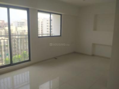 Bedroom Image of 550 Sq.ft 1 RK Apartment / Flat for rent in Godrej Vanaangan, Jagatpur Ahmedabad for Rs. 15000