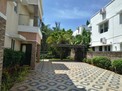 Image of 2000 Sq.ft 4 BHK Independent House for rent in Injambakkam, Chennai for Rs. 150000
