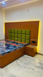 1 RK Independent Builder Floor