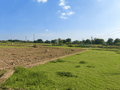 Image of 2000 Sq.ft Residential Plot / Land for sale in Allahabad Fort, Allahabad for Rs. 100000