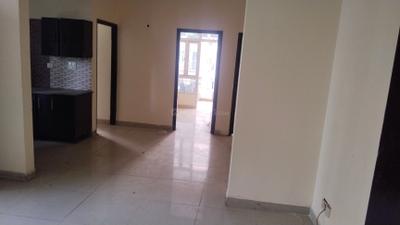 Living Room Image of 1200 Sq.ft 3 BHK Apartment / Flat for sale in Supertech Livingston, Crossings Republik Ghaziabad for Rs. 9300000