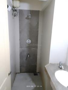 Bathroom Image of 670 Sq.ft 1 BHK Apartment / Flat for rent in Terraform Everest, Kasarvadavali Thane for Rs. 23000