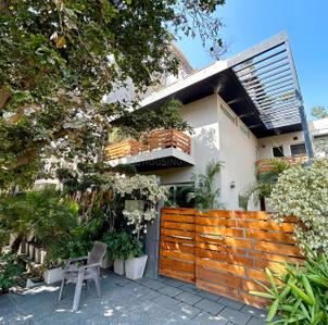 Image of 6000 Sq.ft 6 BHK Independent House for sale in DLF City Phase 1, DLF Phase 1, Gurgaon for Rs. 160000000