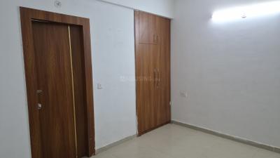 Bedroom Image of 910 Sq.ft 2.5 BHK Apartment / Flat for rent in Prateek Grand City, Siddharth Vihar Ghaziabad for Rs. 26000