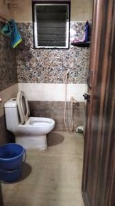 Bathroom Image of 1020 Sq.ft 2 BHK Apartment / Flat for rent in Dum Dum Kolkata for Rs. 18000