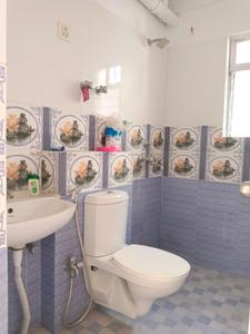 Common Bathroom Image of 784 Sq.ft 2 BHK Apartment / Flat for rent in PS White Meadows, Narendrapur Kolkata for Rs. 11600