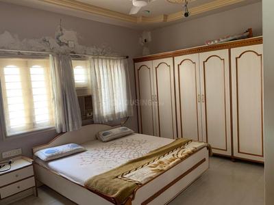 Bedroom Image of 1530 Sq.ft 3 BHK Independent House for sale in Naranpura Ahmedabad for Rs. 30000000
