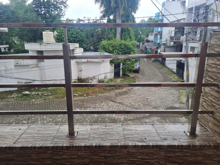 Jakhan Main Image 1