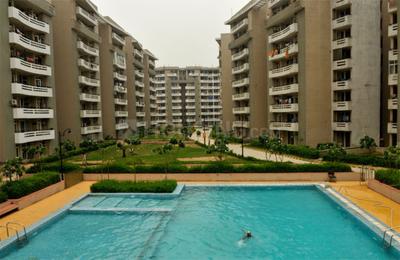 Image of 1510 Sq.ft 2.5 BHK Apartment / Flat for sale in SVP Gulmohur Greens, Rajendra Nagar, Ghaziabad for Rs. 12200000