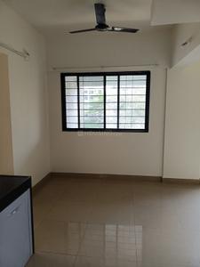 Hall Image of 1000 Sq.ft 2 BHK Apartment / Flat for rent in Magarpatta Iris, Magarpatta City Pune for Rs. 34500
