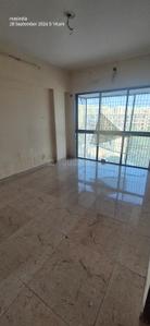 Hall Image of 1000 Sq.ft 2 BHK Apartment / Flat for rent in Hindustan Minnat Apartment, Kurla West Mumbai for Rs. 40000