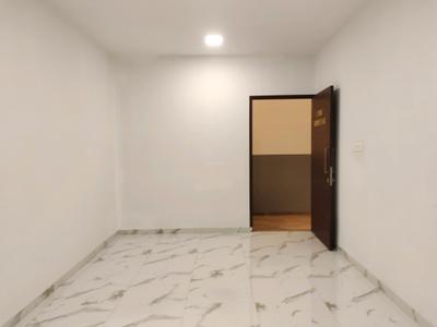 Living Room Image of 677 Sq.ft 2 BHK Apartment / Flat for sale in Emerald Dotom Isle, Kandivali West Mumbai for Rs. 13200000