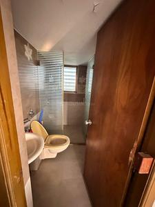 Bathroom Image of 2100 Sq.ft 4 BHK Apartment / Flat for sale in Chembur Mumbai for Rs. 65000000