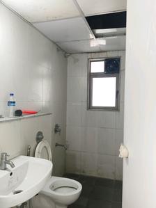 Common Bathroom Image of 750 Sq.ft 2 BHK Apartment / Flat for sale in Lodha Casa Rio, Palava Phase 1 Thane for Rs. 5200000