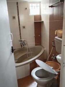Bathroom Image of 1560 Sq.ft 4 BHK Independent House for rent in Halasuru Bengaluru for Rs. 55000