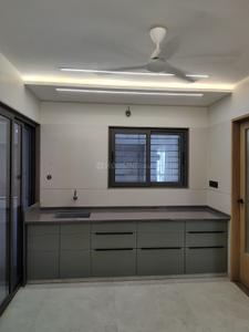 Kitchen Image of 1880 Sq.ft 3 BHK Apartment / Flat for sale in Anand Aspire, Dahin Nagar Surat for Rs. 6400000