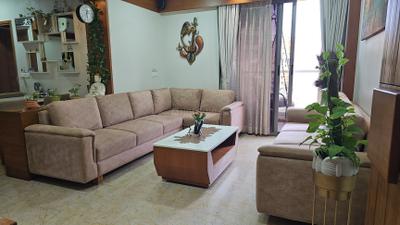 Living Room Image of 1800 Sq.ft 3 BHK Apartment / Flat for sale in Swagat Pelican, Sargasan Gandhinagar for Rs. 12000000