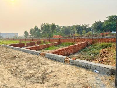 Image of 450 Sq.ft Residential Plot / Land for sale in Dhoom Manikpur, Greater Noida for Rs. 1720000