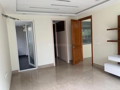 Bedroom Image of 2230 Sq.ft 3 BHK Builder Floor for sale in Shalimar Bagh New Delhi for Rs. 55000000