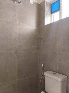 Common Bathroom Image of 1315 Sq.ft 3 BHK Apartment / Flat for sale in Madipakkam Chennai for Rs. 10000000