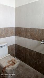 Bathroom Image of 1100 Sq.ft 2 BHK Apartment / Flat for sale in Lala Cheruvu Rajahmundry for Rs. 4600000