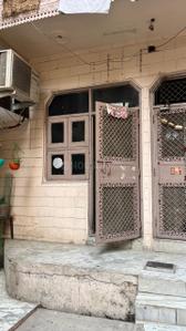 Image of 700 Sq.ft 2 BHK Builder Floor for sale in Sector 1 Rohini, New Delhi for Rs. 5600000