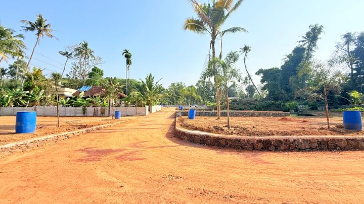 Kadavanthra Main Image 1