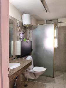 Bedroom One Image of 2122 Sq.ft 3 BHK Apartment / Flat for rent in Tata Primanti, Sector 72 Gurgaon for Rs. 80000
