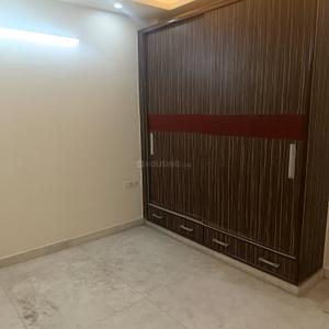 Bedroom Image of 900 Sq.ft 3 BHK Builder Floor for sale in Shalimar Bagh New Delhi for Rs. 19000000