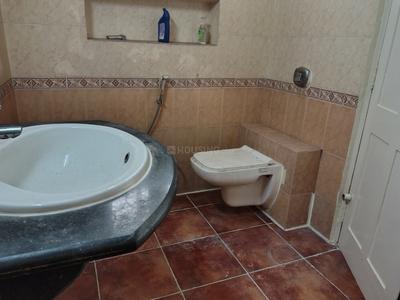 Bathroom Image of 6000 Sq.ft 4 BHK Independent House for rent in Hongasandra Bengaluru for Rs. 80000