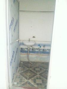 Bathroom Image of 700 Sq.ft 1 BHK Builder Floor for rent in Karaundi Varanasi for Rs. 6000