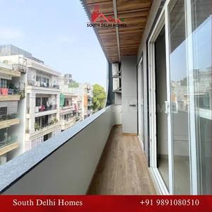 Balcony Image of 1550 Sq.ft 3 BHK Apartment / Flat for sale in Sector 104 Noida for Rs. 7500000