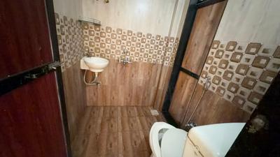 Titanium One Bathroom Two 3