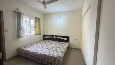 Bedroom Image of 926 Sq.ft 2 BHK Apartment / Flat for rent in Nisarg Hardik Phase 1, Rahatani Pune for Rs. 30000